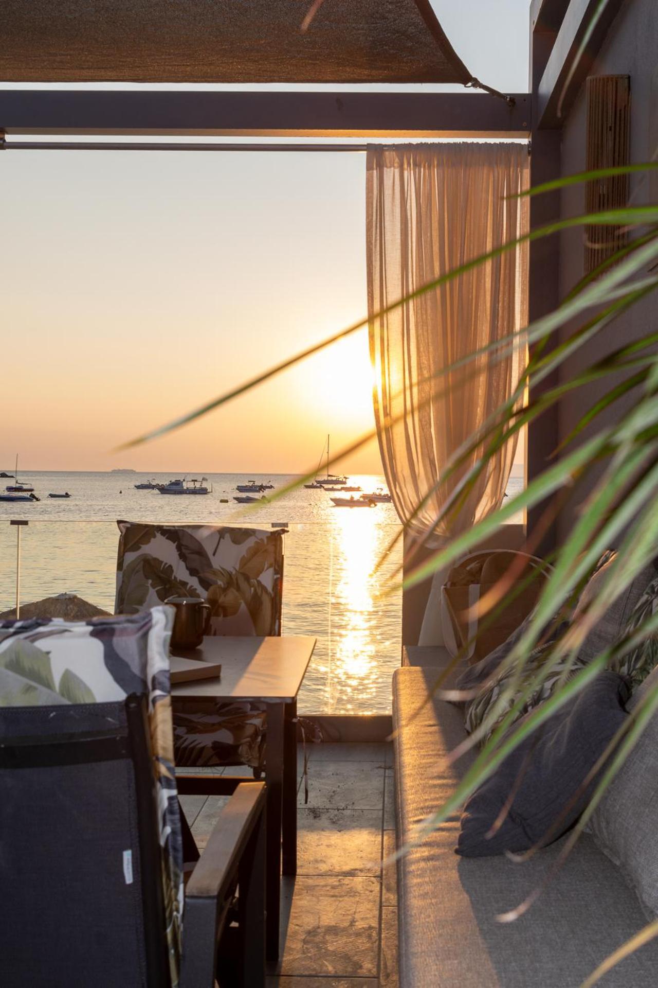 Buganvilla-Sea Front Villas アギア・ペラギア エクステリア 写真